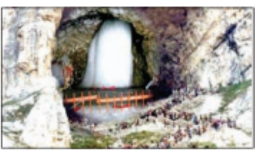 बाबा बफार्नी की पवित्र गुफा के अब तक दाे लाख श्रद्धालु कर चुके दर्शन