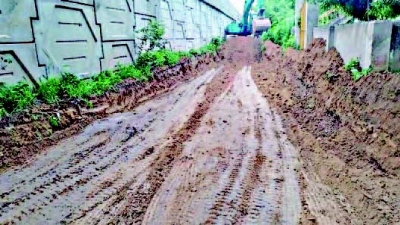 पिछले वर्ष की तुलना में इस बार केवल 33% सड़क खुदाई - आज का आनंद