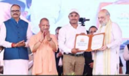 यूपी में अब गुंडाराज नहीं, विकास की गंगा बह रही