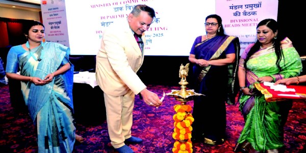 ग्राहक सेवा की गुणवत्ता बढ़ाना डाक विभाग का मुख्य लक्ष्य