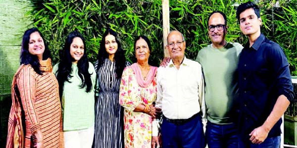 नृत्यमंजिरी संस्था द्वारा ‌‘भरतनाट्यम अरंगेत्रम‌’ संपन्न
